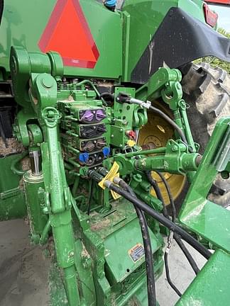 Image of John Deere 8R 310 equipment image 3