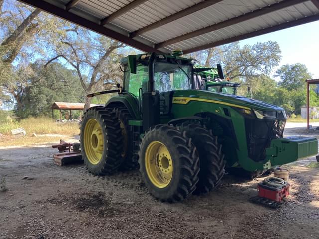 Image of John Deere 8R 310 equipment image 2