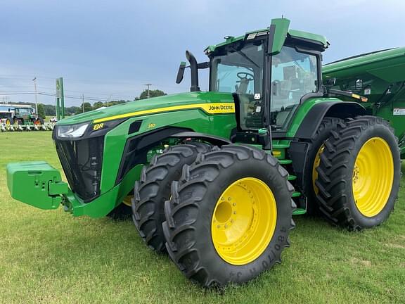 Image of John Deere 8R 310 equipment image 1