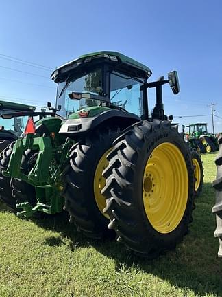 Image of John Deere 8R 310 equipment image 4