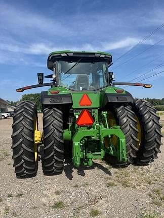 Image of John Deere 8R 310 equipment image 2