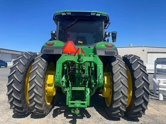 Image of John Deere 8R 310 equipment image 2