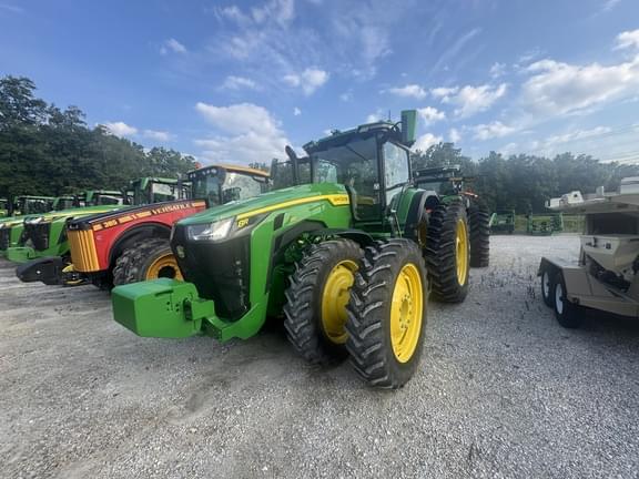 Image of John Deere 8R 310 equipment image 2