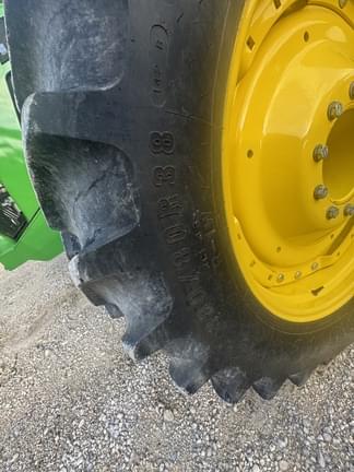 Image of John Deere 8R 310 equipment image 3
