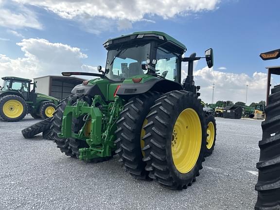 Image of John Deere 8R 310 equipment image 3