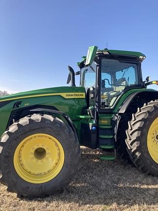 Image of John Deere 8R 310 equipment image 2