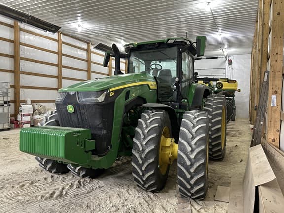 Image of John Deere 8R 310 Primary image