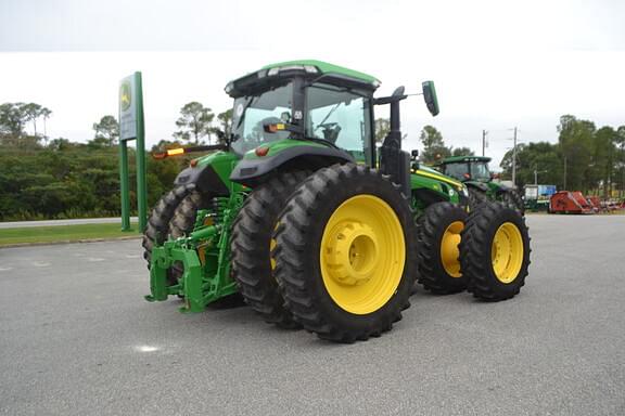 Image of John Deere 8R 310 equipment image 2