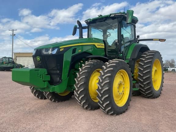 Image of John Deere 8R 310 equipment image 1