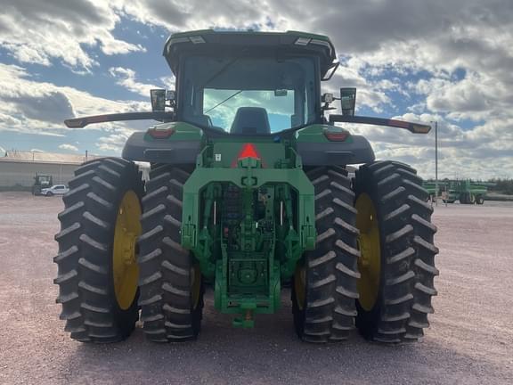 Image of John Deere 8R 310 equipment image 2