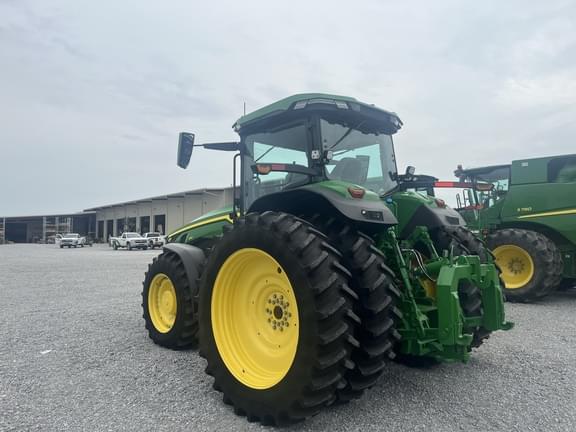 Image of John Deere 8R 310 equipment image 2