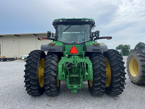 Image of John Deere 8R 310 equipment image 4