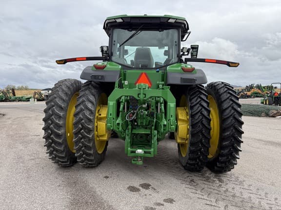Image of John Deere 8R 310 equipment image 3