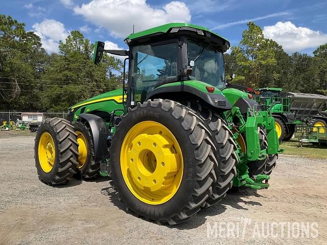 Image of John Deere 8R 310 equipment image 2