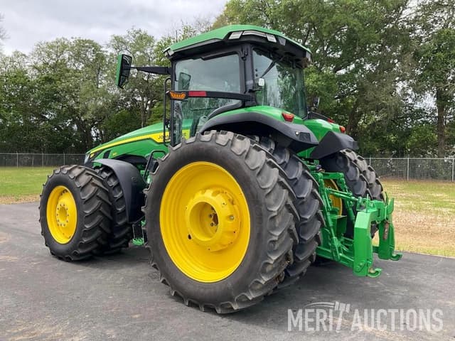 Image of John Deere 8R 310 equipment image 2