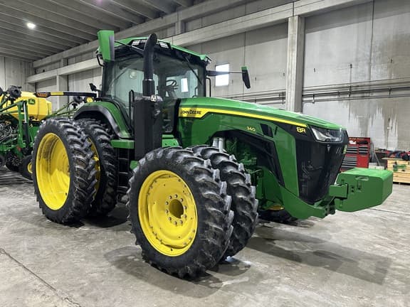 Image of John Deere 8R 340 equipment image 4
