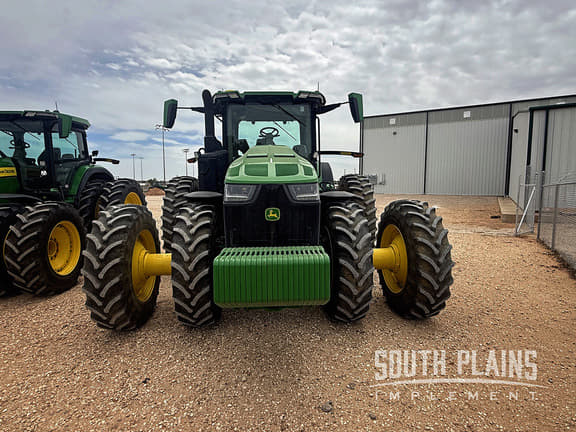 Image of John Deere 8R 340 equipment image 2