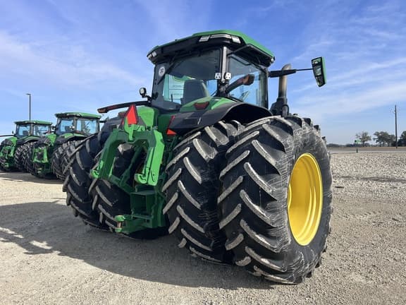 Image of John Deere 8R 340 equipment image 2