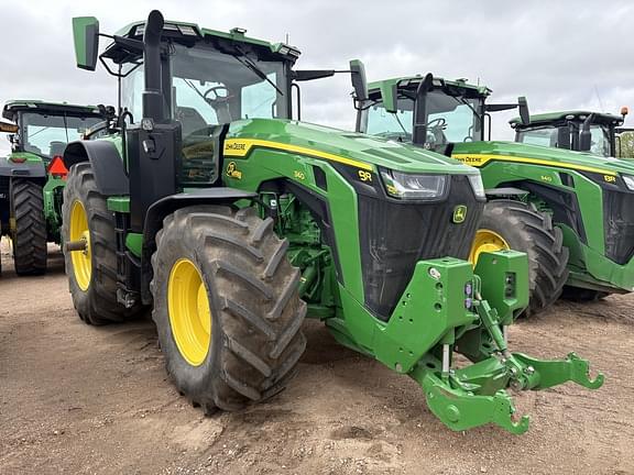 Image of John Deere 8R 340 equipment image 3