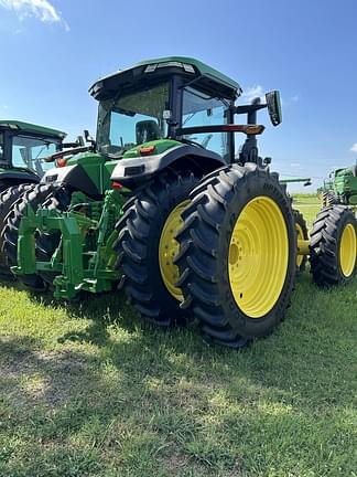 Image of John Deere 8R 340 equipment image 4