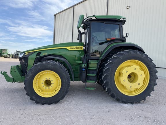 Image of John Deere 8R 340 equipment image 1