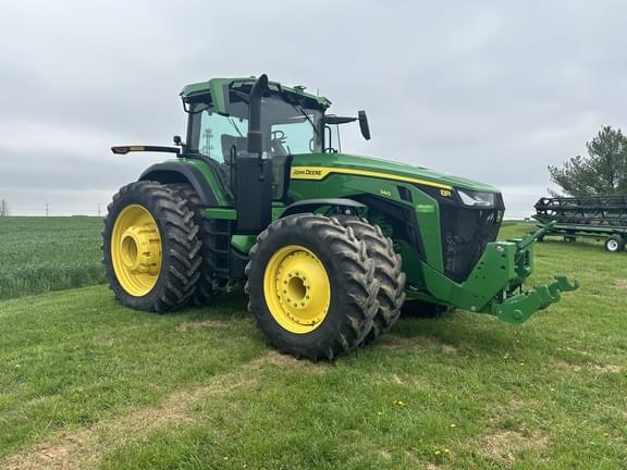Image of John Deere 8R 340 equipment image 2