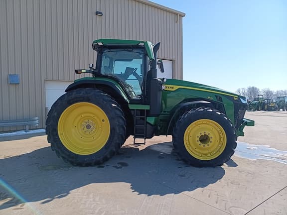 Image of John Deere 8R 340 equipment image 1