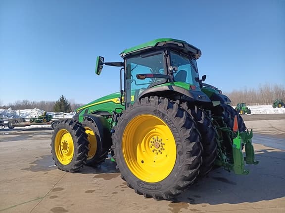 Image of John Deere 8R 340 equipment image 4