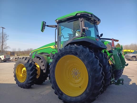 Image of John Deere 8R 340 equipment image 2