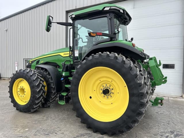 Image of John Deere 8R 340 equipment image 4