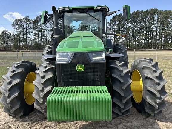 Image of John Deere 8R 340 equipment image 2