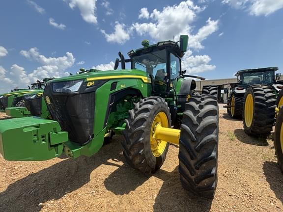 Image of John Deere 8R 340 equipment image 3