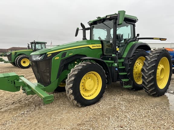 Image of John Deere 8R 340 equipment image 1