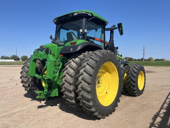 Image of John Deere 8R 340 equipment image 2