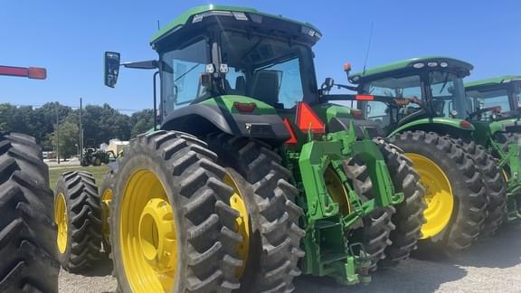 Image of John Deere 8R 340 equipment image 2