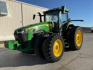 2023 John Deere 8R 340 Image