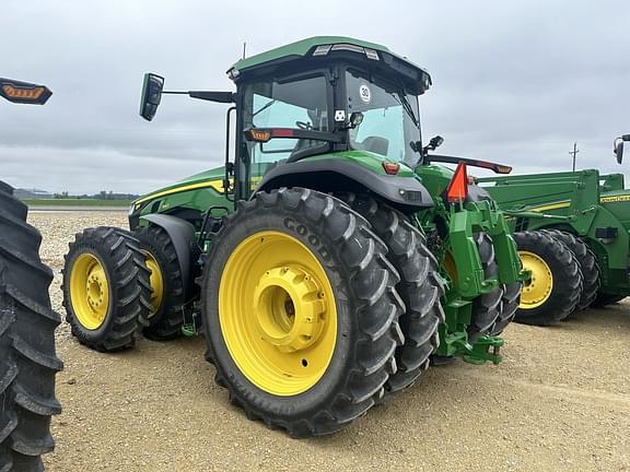 Image of John Deere 8R 340 equipment image 3