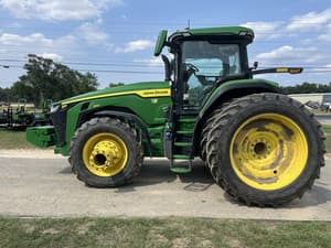 2023 John Deere 8R 340 Image