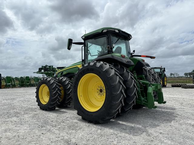 Image of John Deere 8R 340 equipment image 2