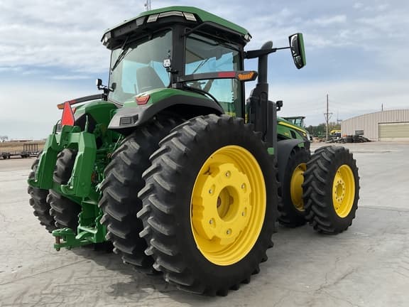 Image of John Deere 8R 340 equipment image 4