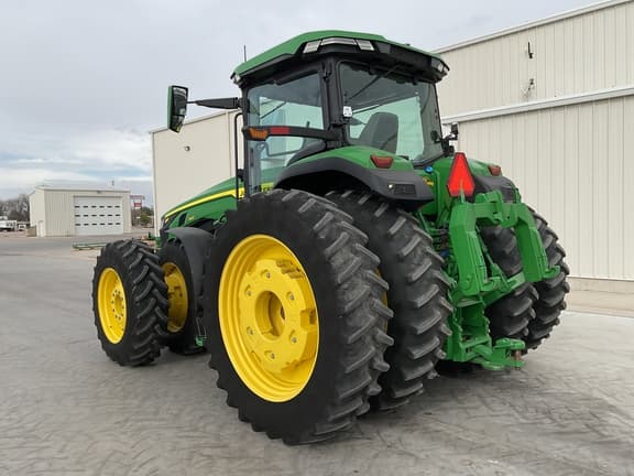 Image of John Deere 8R 340 equipment image 2
