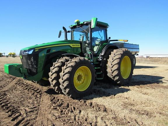 Image of John Deere 8R 340 equipment image 1