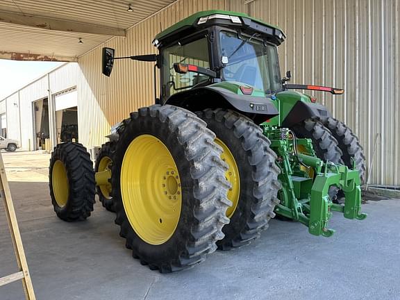 Image of John Deere 8R 340 equipment image 3