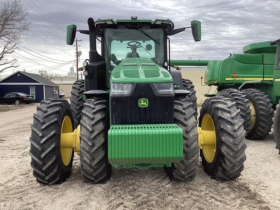 Image of John Deere 8R 340 equipment image 2