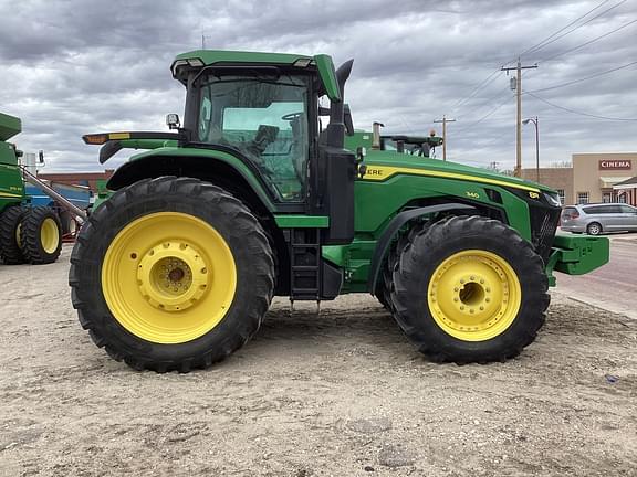 Image of John Deere 8R 340 equipment image 3