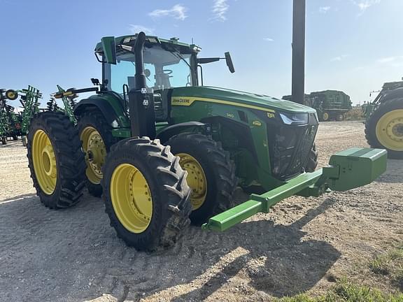 Image of John Deere 8R 340 equipment image 3