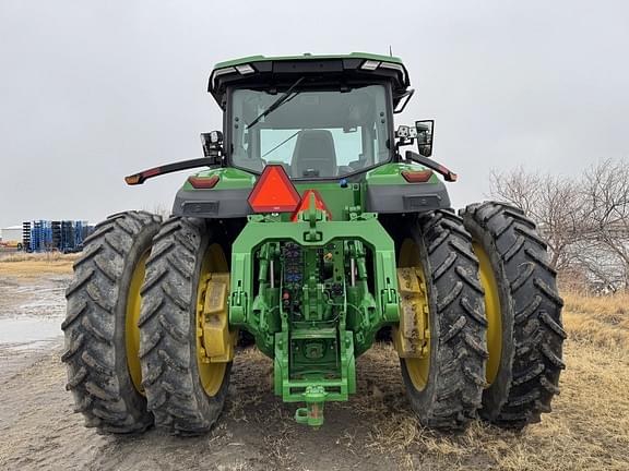 Image of John Deere 8R 340 equipment image 4