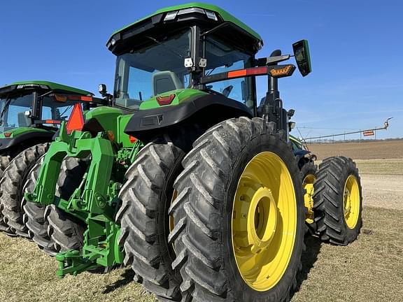 Image of John Deere 8R 340 equipment image 3