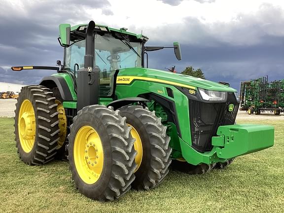 Image of John Deere 8R 340 Primary image