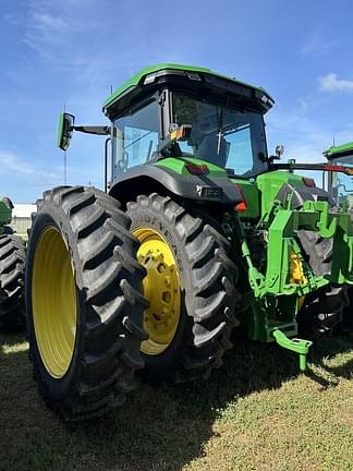 Image of John Deere 8R 340 equipment image 3